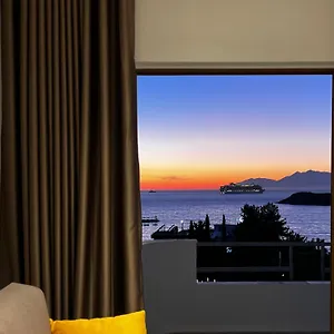 Dine , Ksamil Albania